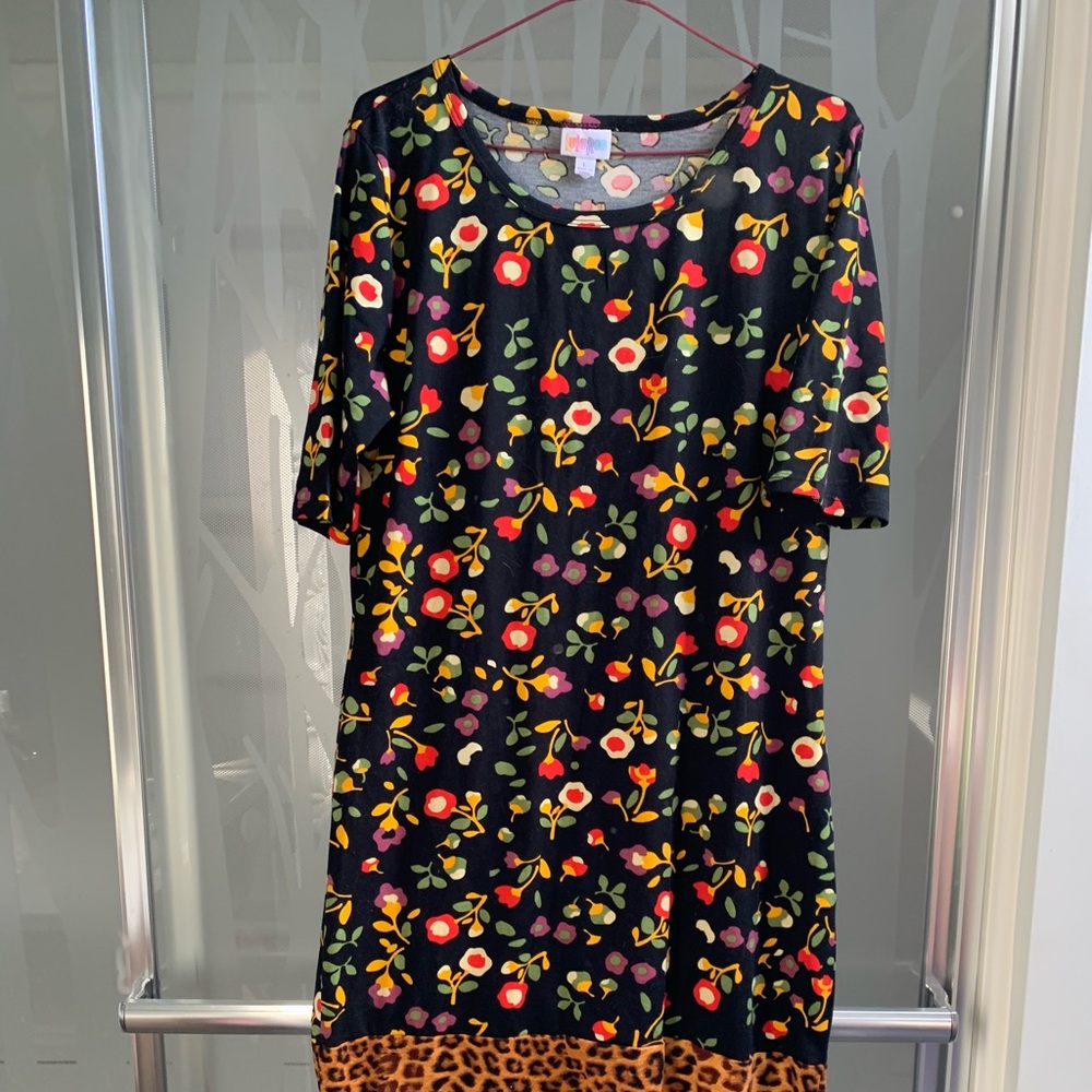 Lularoe Julia pattern mix dress